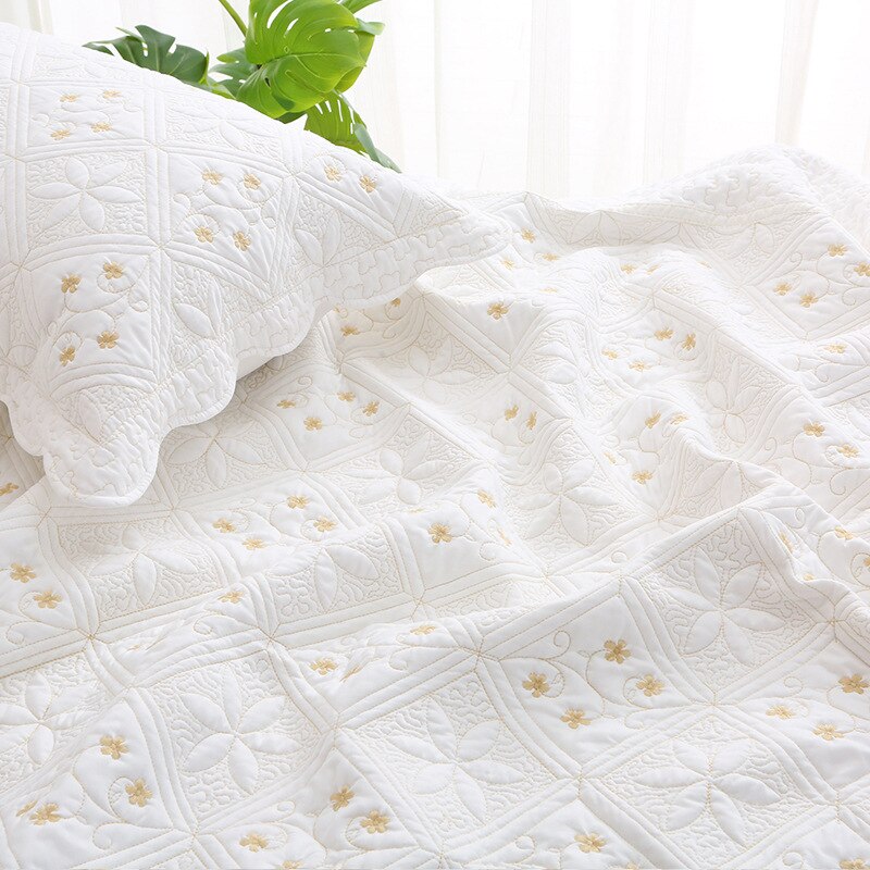 Amaurya Duvet Coverlet