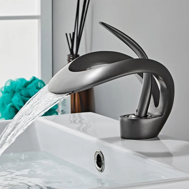 Susette Faucet