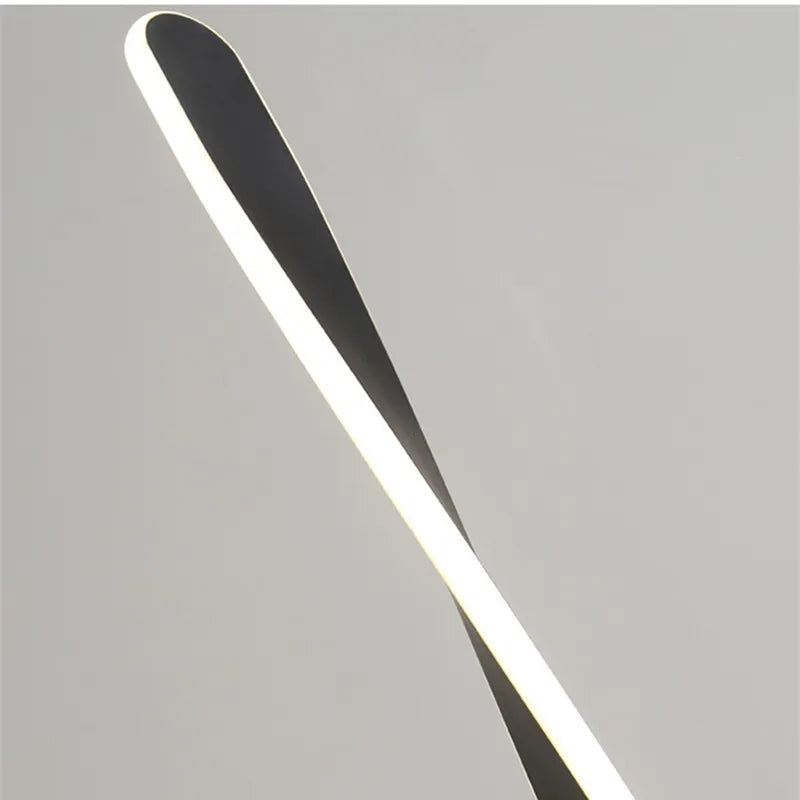 Swirl Floor Lamp