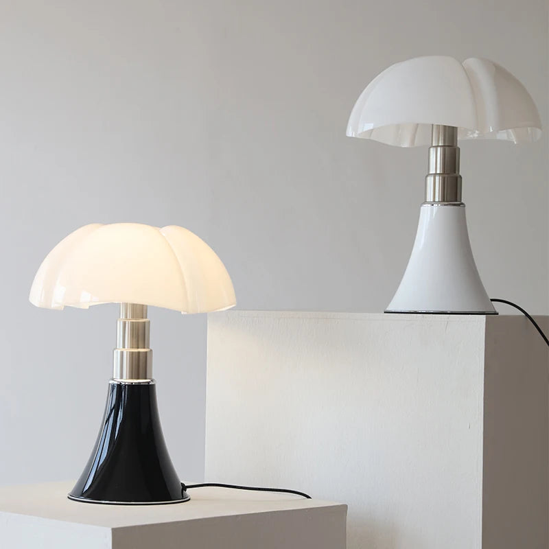 Prayan Table Lamp