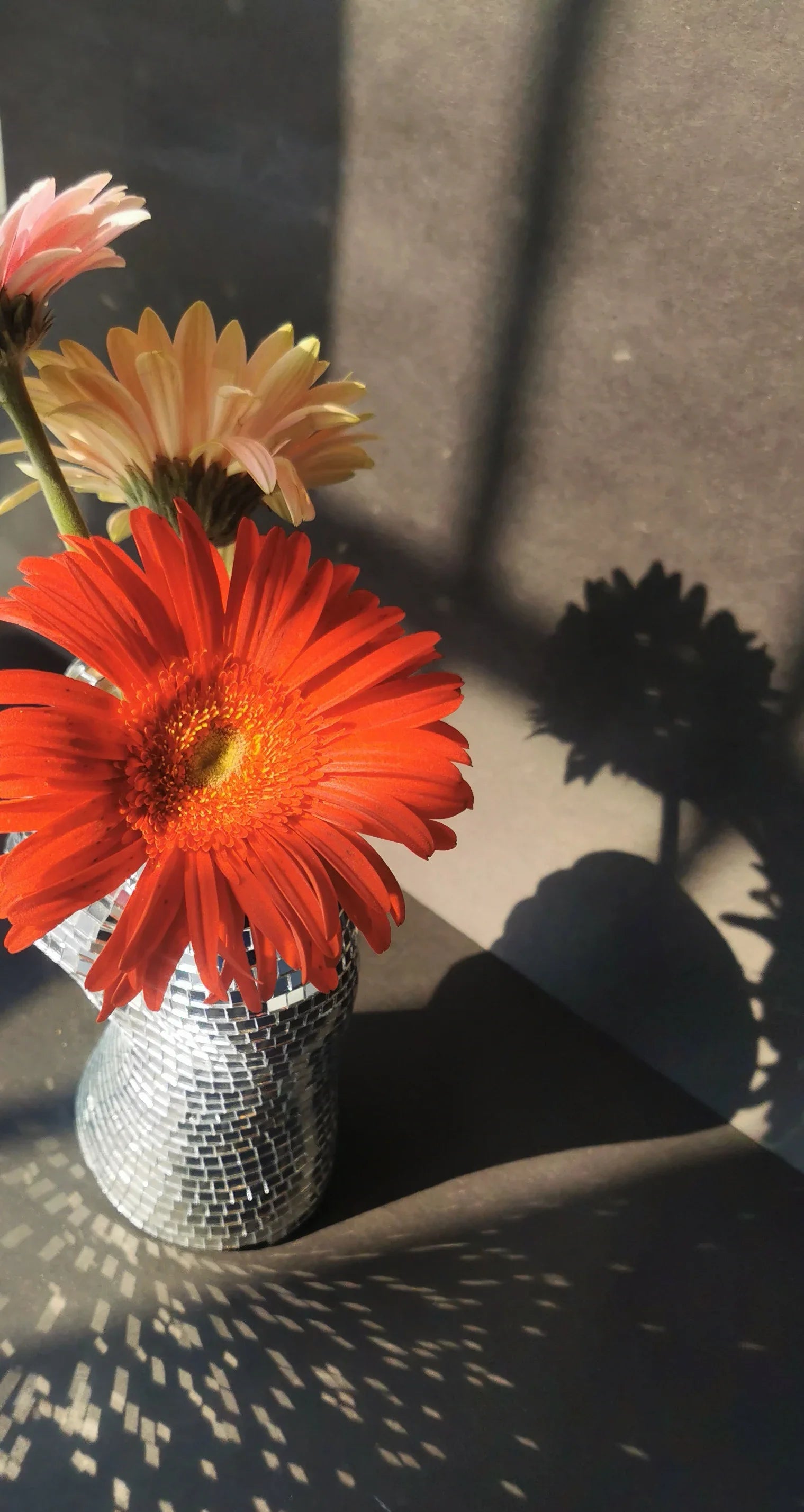Disco Hand Vase