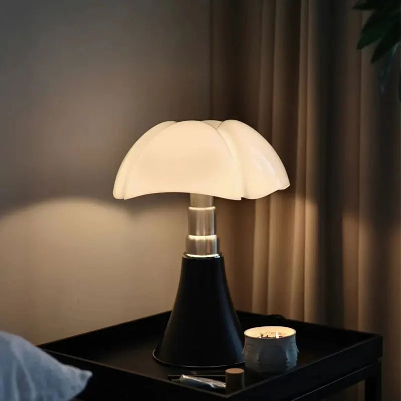 Prayan Table Lamp