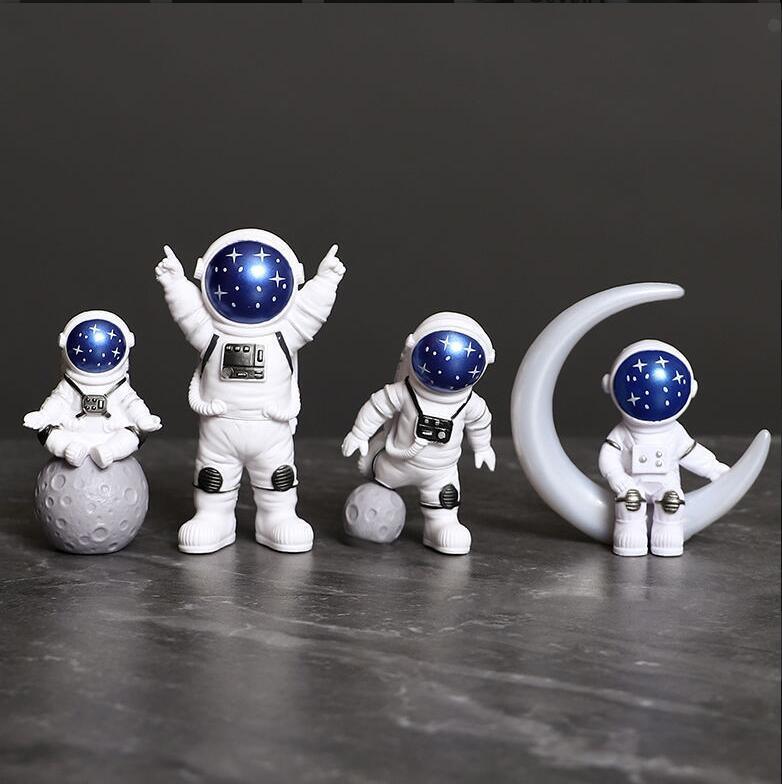 Shop 0 1pc Resin Astronaut Figure Statue Figurine Spaceman Sculpture Educational Toys Desktop Home Decoration Astronaut Model Kids Gift Mademoiselle Home Decor